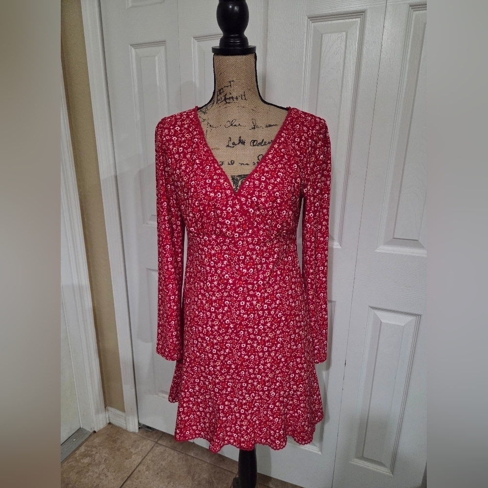 City Studio New Floral Red V-Neck Dress